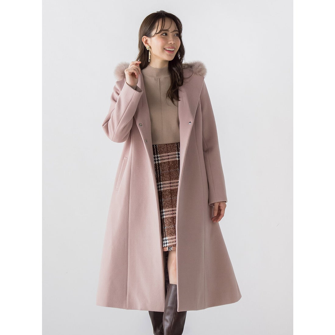 クイーンズコート QUEENS COURT ファーツキガウンコート （ピンク