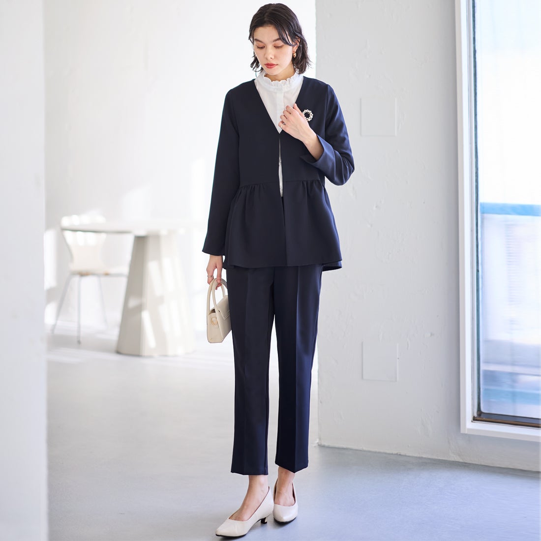 ジーラ GeeRA 【2点セット】ペプラムジャケットセットアップ（ネイビー