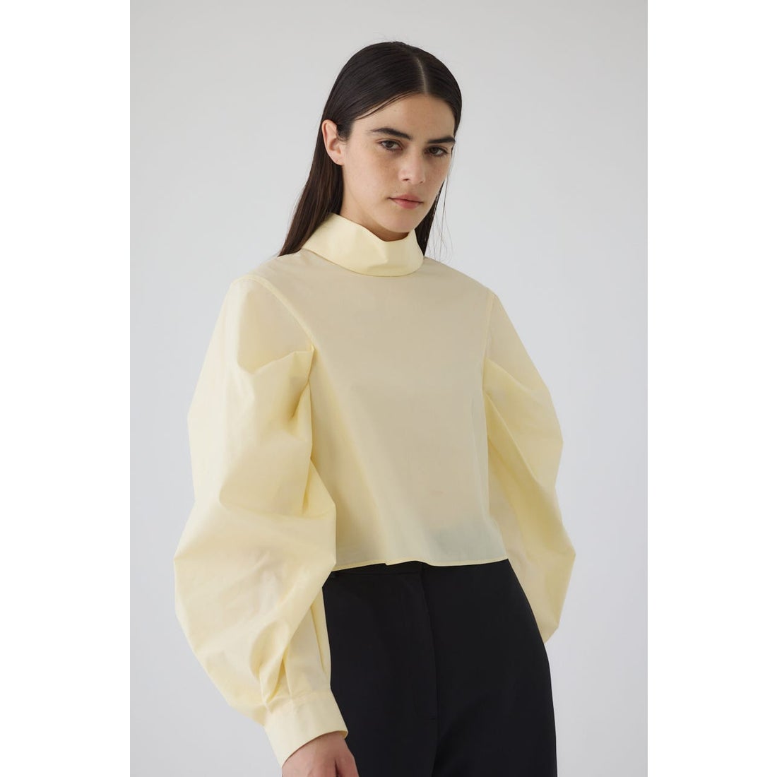 リムアーク RIM.ARK Folded neck tuck blouse （L/YEL1