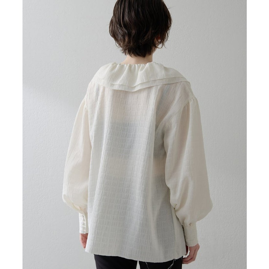 ウィムガゼット Whim Gazette 【THE PAUSE】襟フリルブラウス （ivory