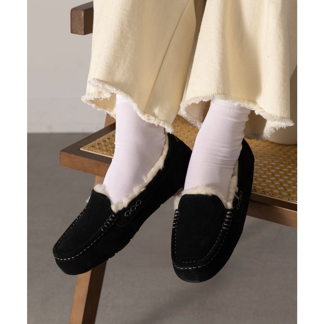 アグ UGG ANSLEY ウールボア スリッポン ローファー モカシン