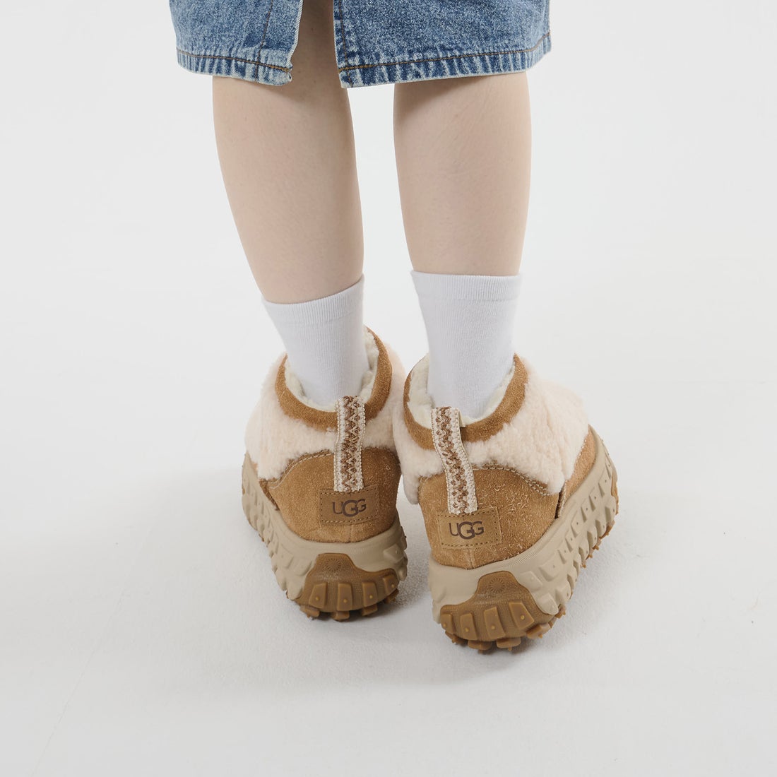 UGG アグ ウルトラミニ ブーツ ベンチャー デイズ コージー レディース