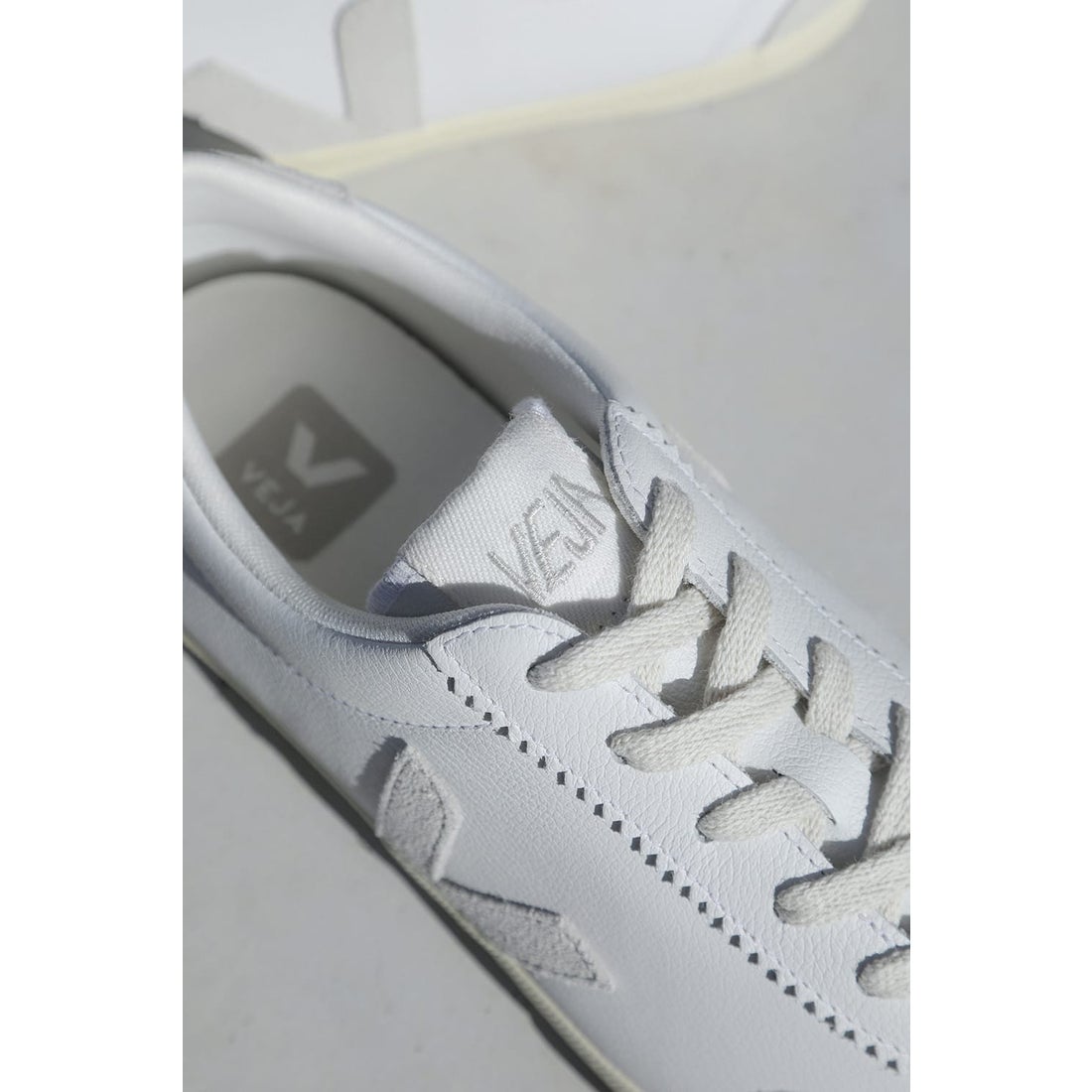 ヴェジャ VEJA VOLLEY （WHITE-NATURAL） -FASCINATE
