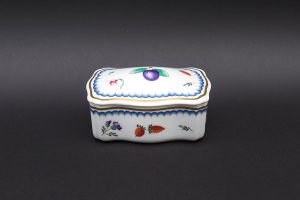 リチャード・ジノリ イタリアンフルーツ コーヒーポットを買い取りまし