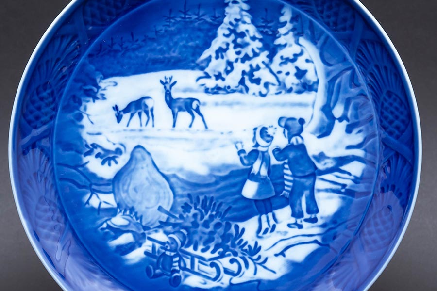 ロイヤル・コペンハーゲン イヤープレート（2002年）『Winter in the