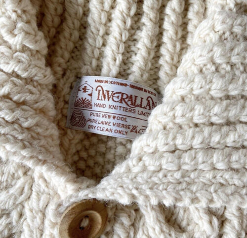 インバーアラン】定番アランニットの魅力とサイズ感｜モデルの違い