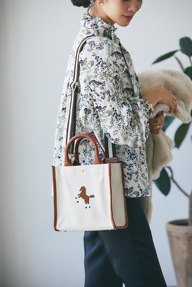 ONE POINT EMBROIDERED TOTE BAG”｜seventen
