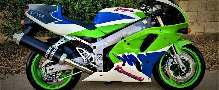 this-1993-kawasaki-ninja-zx-7r
