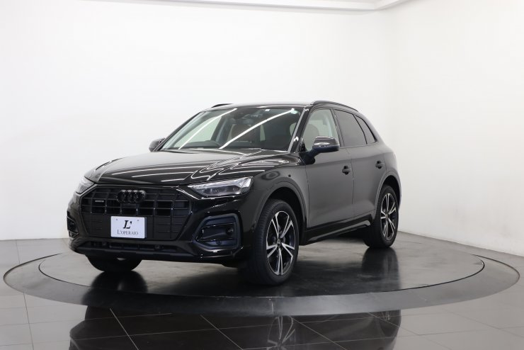 アウディ Q5 ハイスタイル 限定250台【ワンプライス車両 】1オーナー