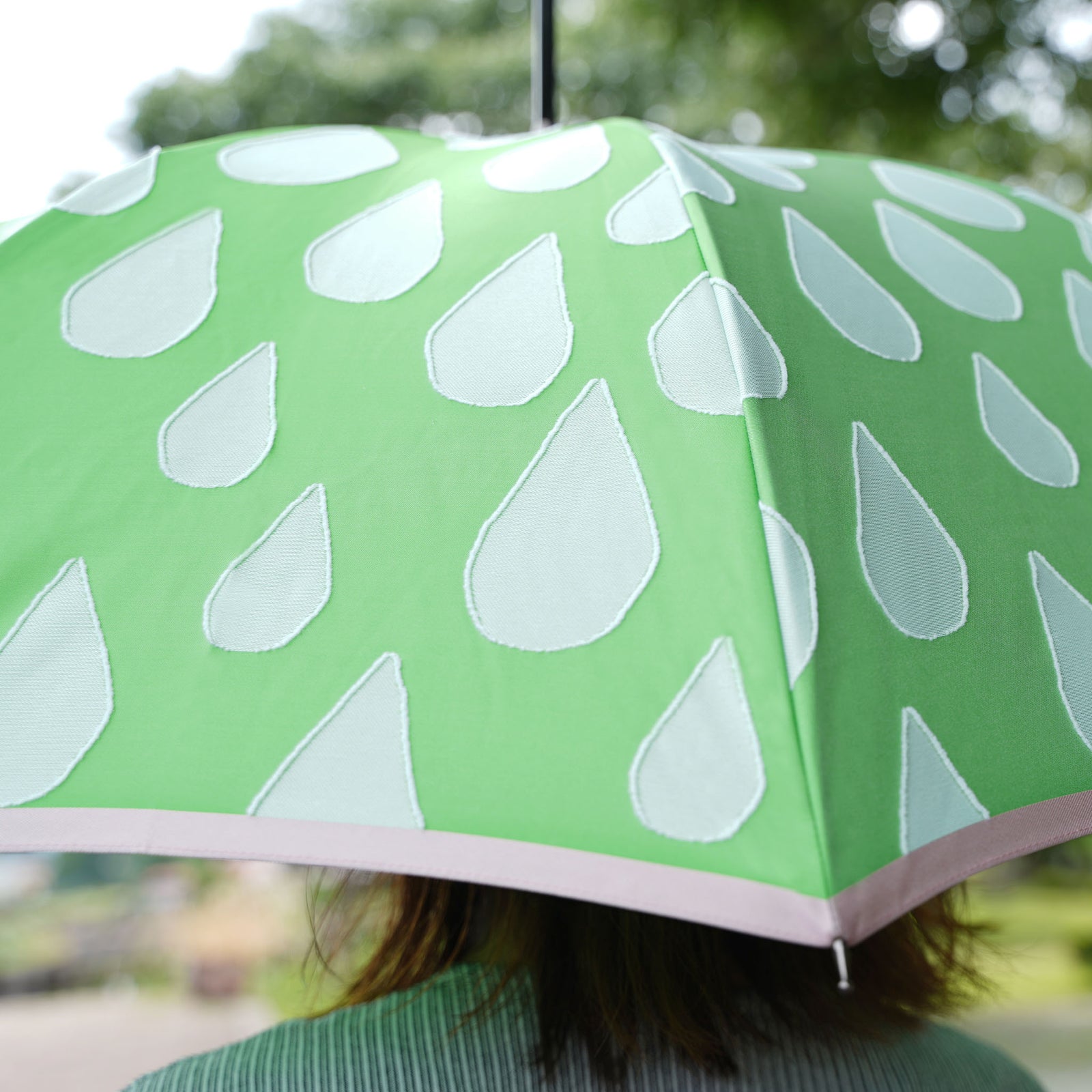 雨の日を明るく彩るレディース長傘！晴雨兼用雨傘8本骨60cm