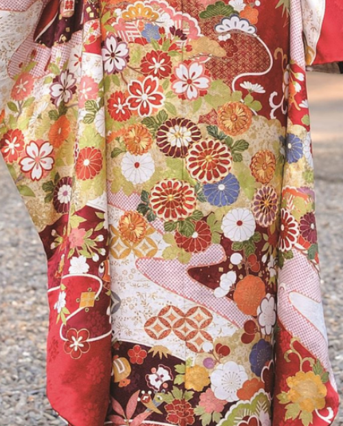 古典振袖（金駒刺繍／赤）19001 ｜おりえん