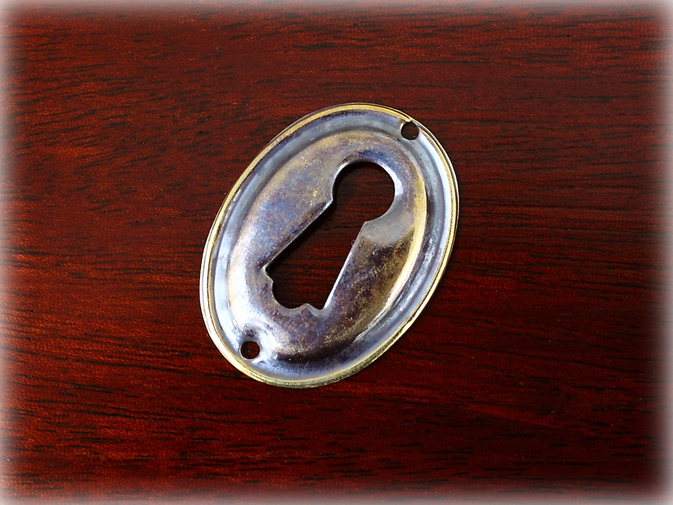 真鍮製キーホールカバー 25×33 アンティーク仕上げ｜アンティーク家具