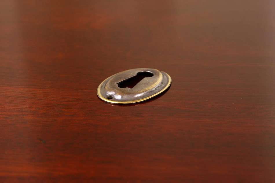 真鍮製キーホールカバー 25×33 アンティーク仕上げ｜アンティーク家具