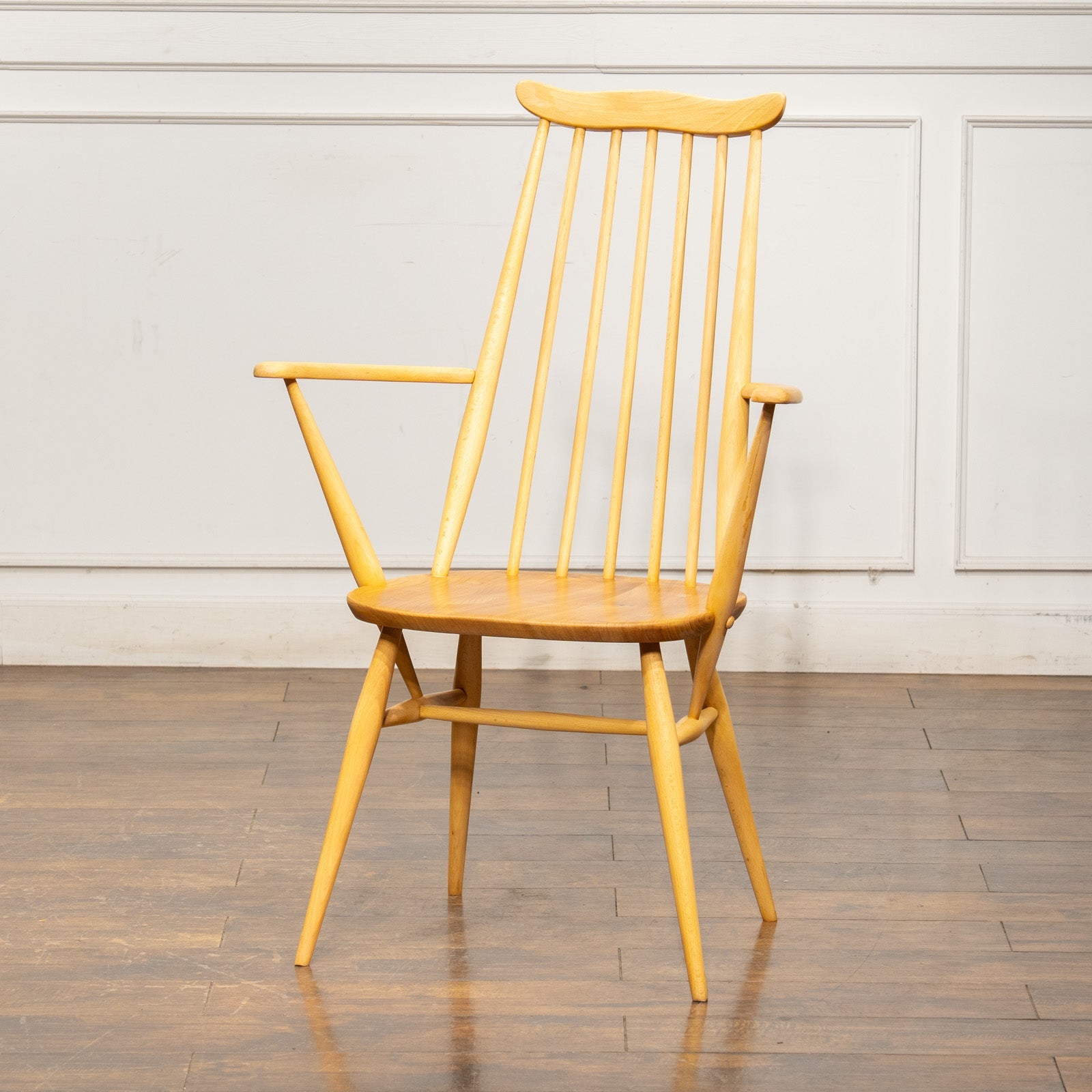 Ercol（アーコール）ヴィンテージ家具｜英国伝統の名作デザイン – THE