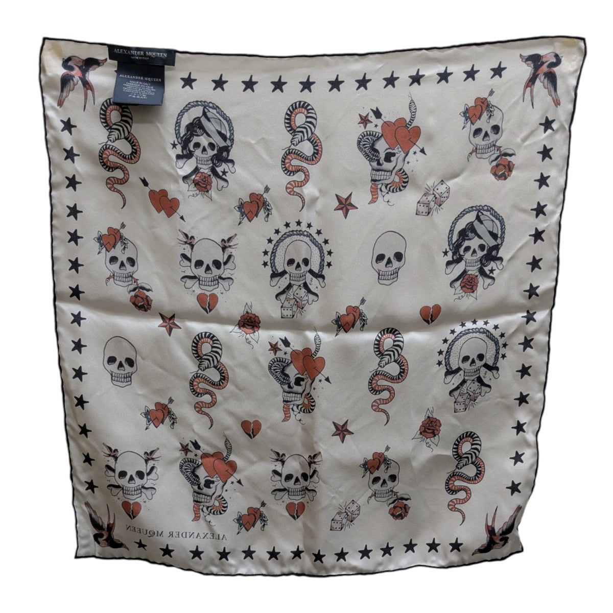 ALEXANDER McQUEEN(アレキサンダーマックイーン) スカルシルクスカーフ