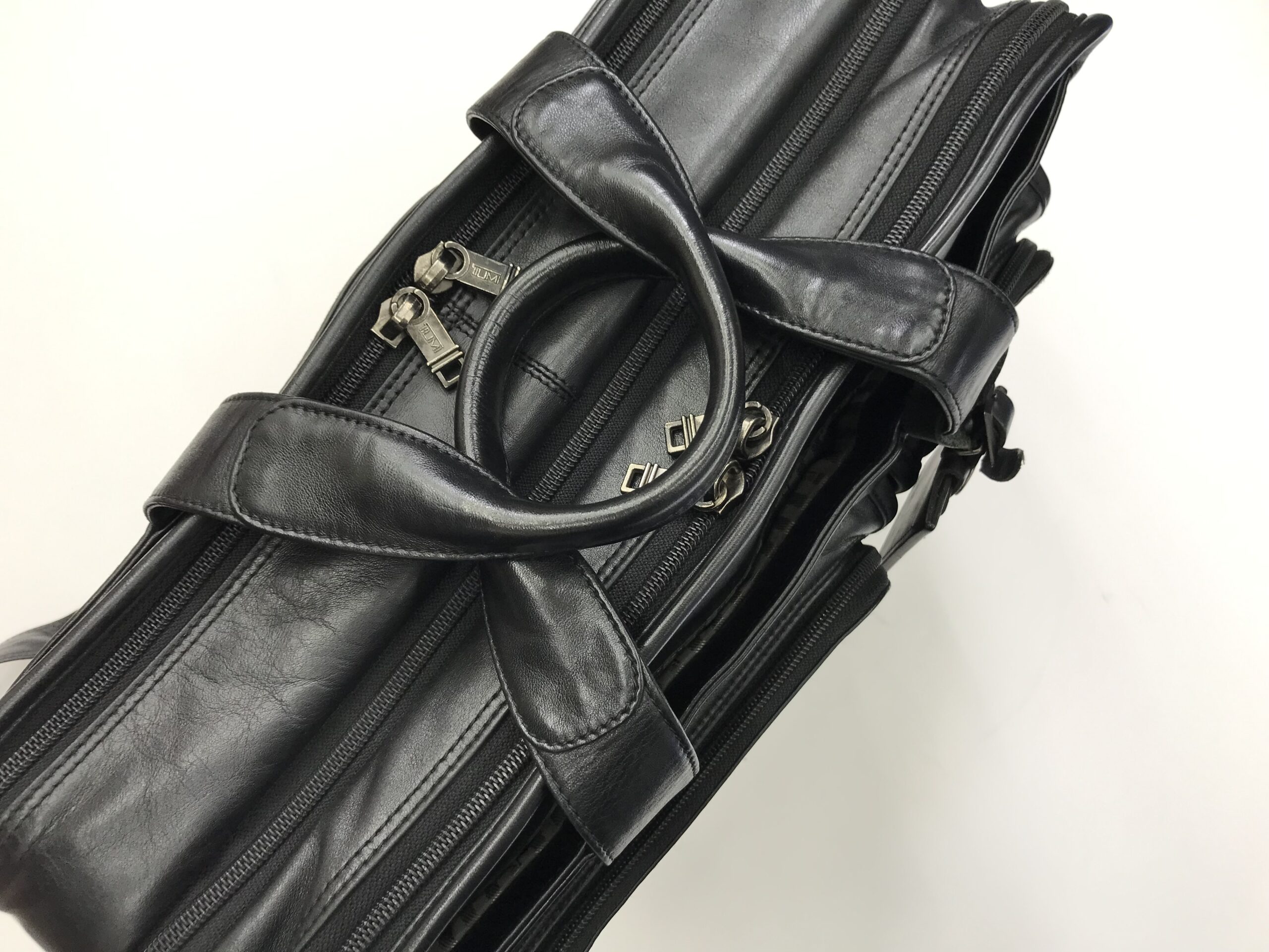 TUMI （トゥミ）本革ビジネスバッグ＋全面染め直し (複製) | 革製品の