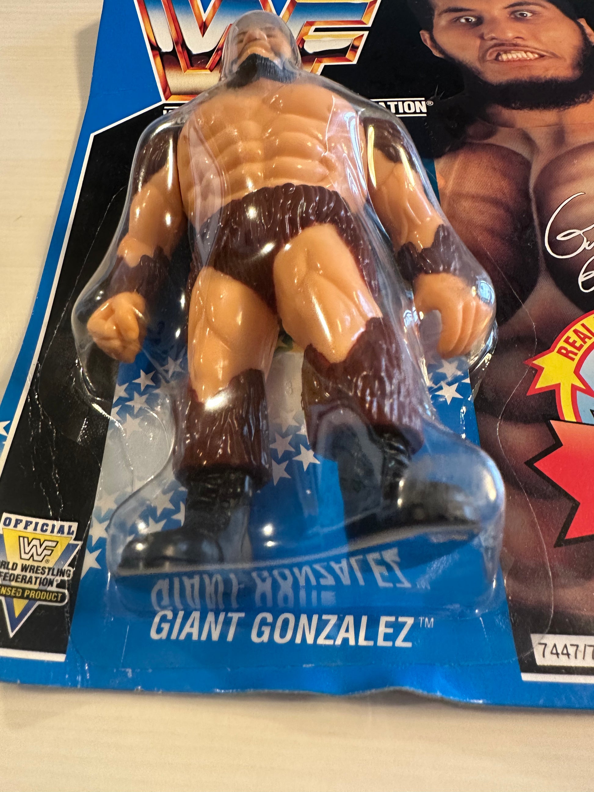 Giant Gonzalez Series 10 WWF Hasbro – retrofigure