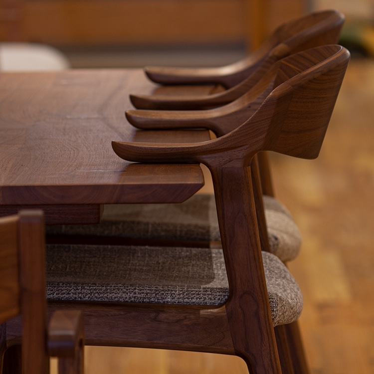 DC354 アームチェア(ファブリック) | ナガノインテリア(NAGANO