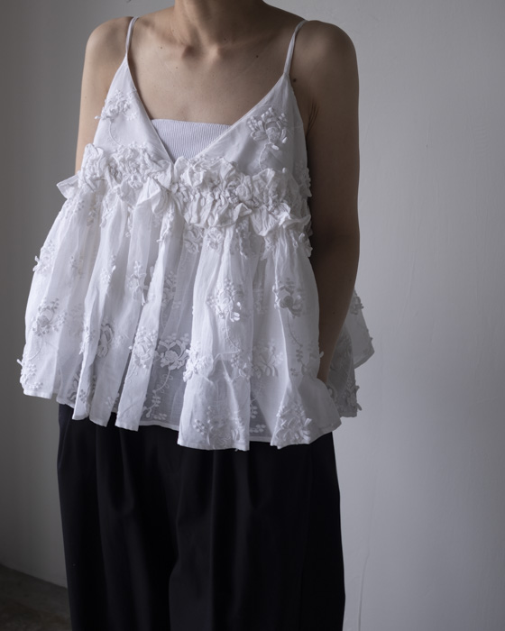 トップス crinkle crinkle crinkle 3D dot camisole VONIQUE ⁄ crinkle
