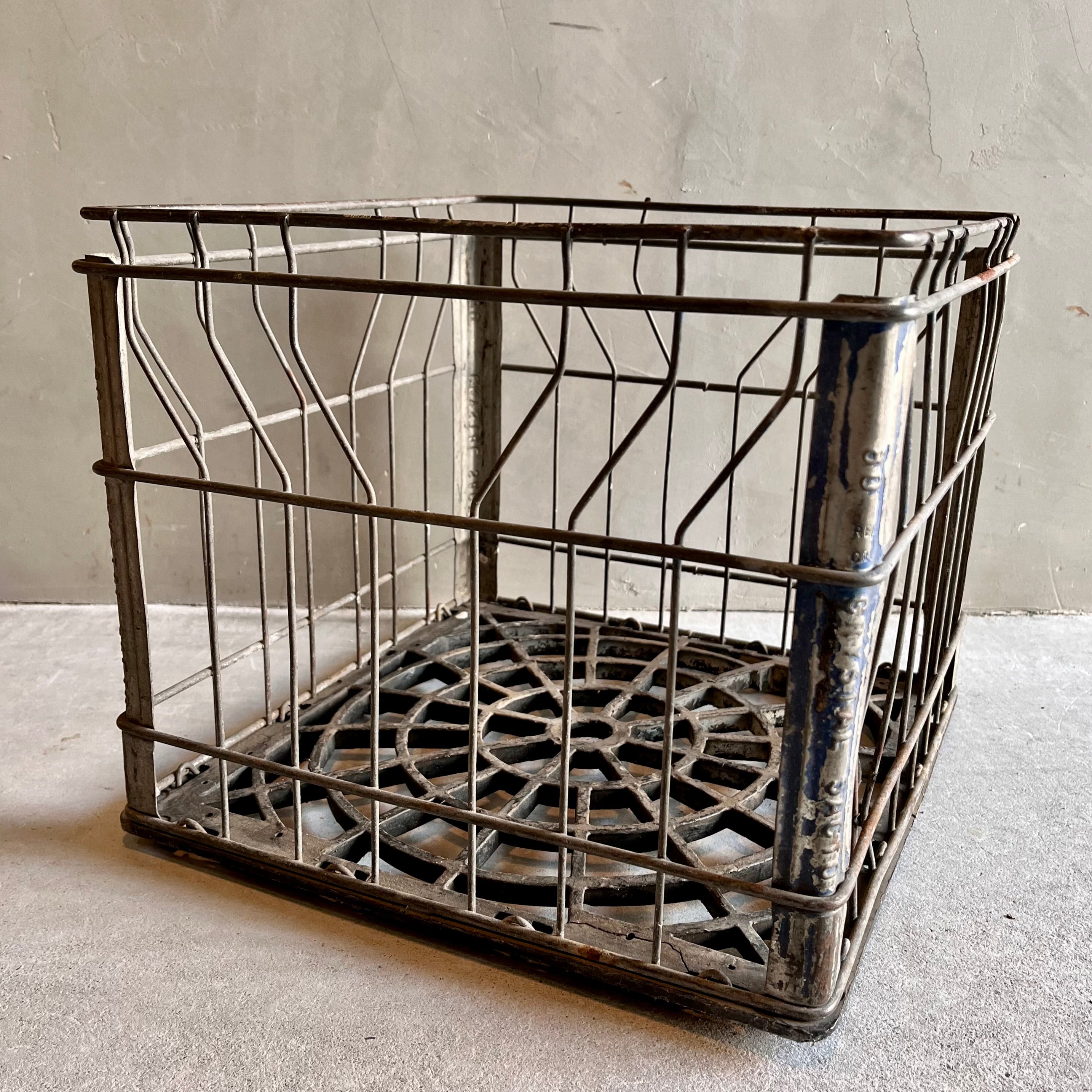 USA vintage】CRYSTAL SACTO メタルミルククレート – 雑貨屋ポッポ