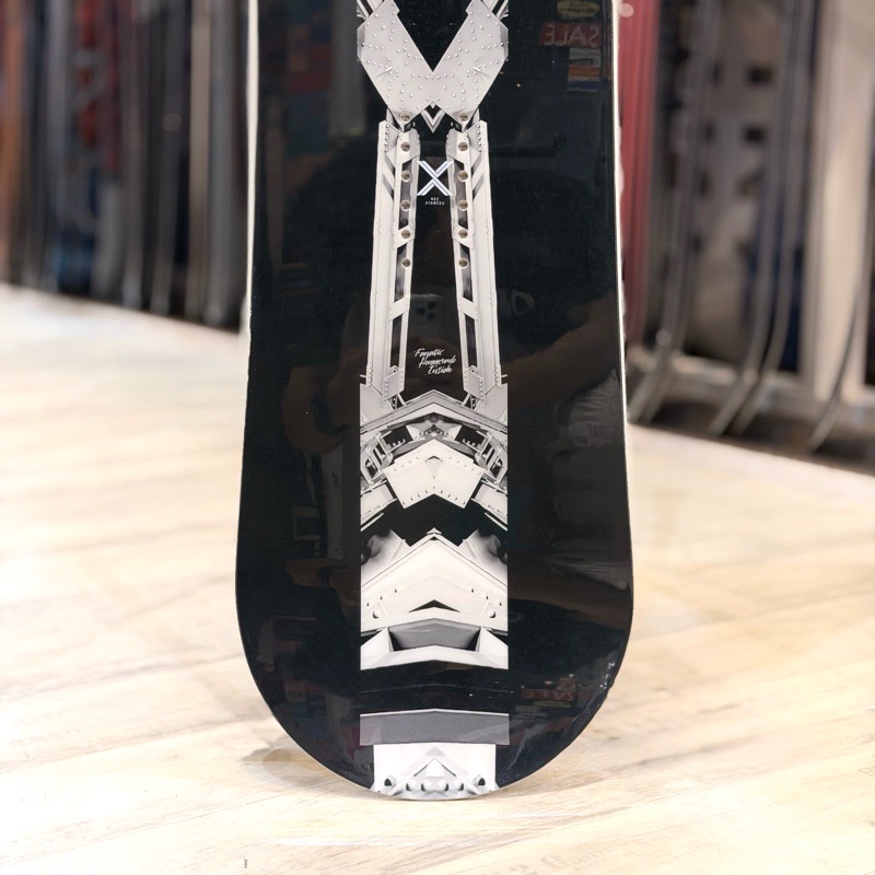 即納】メンズ スノーボード 板 型落ち 旧モデル 153cm FANATIC EDEN