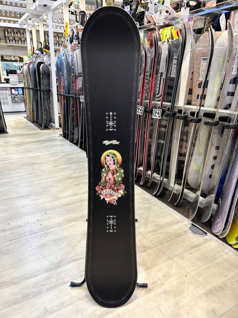 即納】メンズ スノーボード 板 149wcm NITRO DEMAND LTD GULLWING WIDE