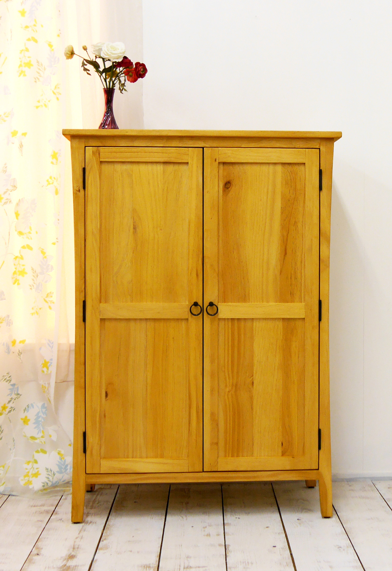 無垢キャビネット 木製扉 Valencia リング取っ手 高さ120cm 食器棚