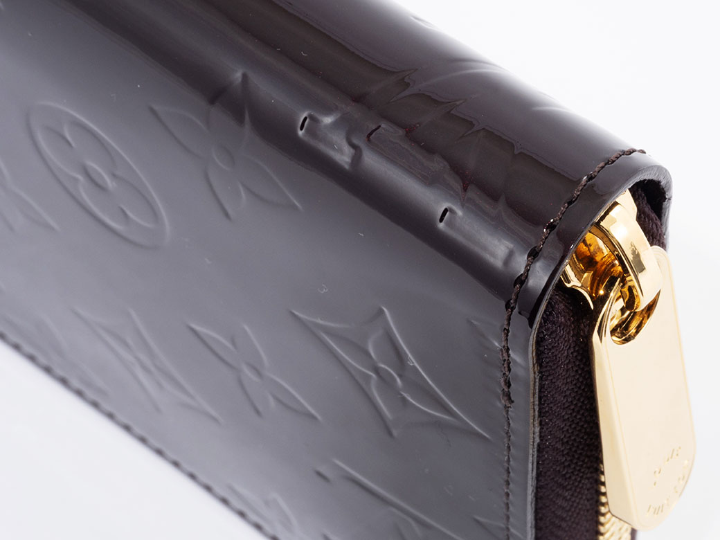 LOUIS VUITTON（ルイ・ヴィトン） 財布 モノグラム ヴェルニ ジッピー