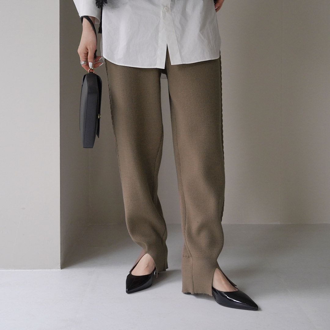 CYAN TOKYO（シアントーキョー） ケーブルライン ニットジョガー