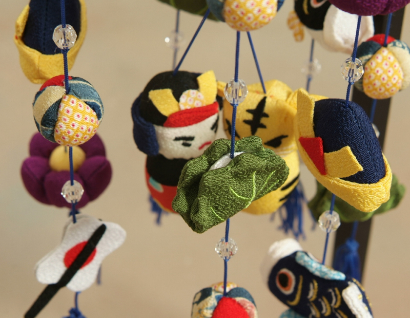 五月飾り 端午の節句 吊るし飾り 初節句飾り ちりめん素材の華やかな