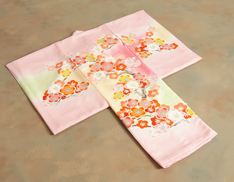 京美 お宮参り 着物 女の子 絹100％ 正絹初着 濃淡桜色三色ぼかし 梅ヶ