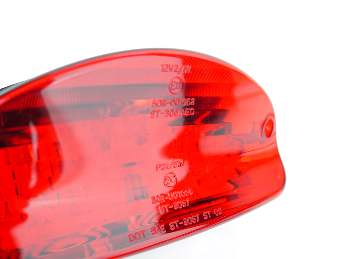 ホーネット250/600用 LEDテールランプ レッドレンズ Eマーク付きポン