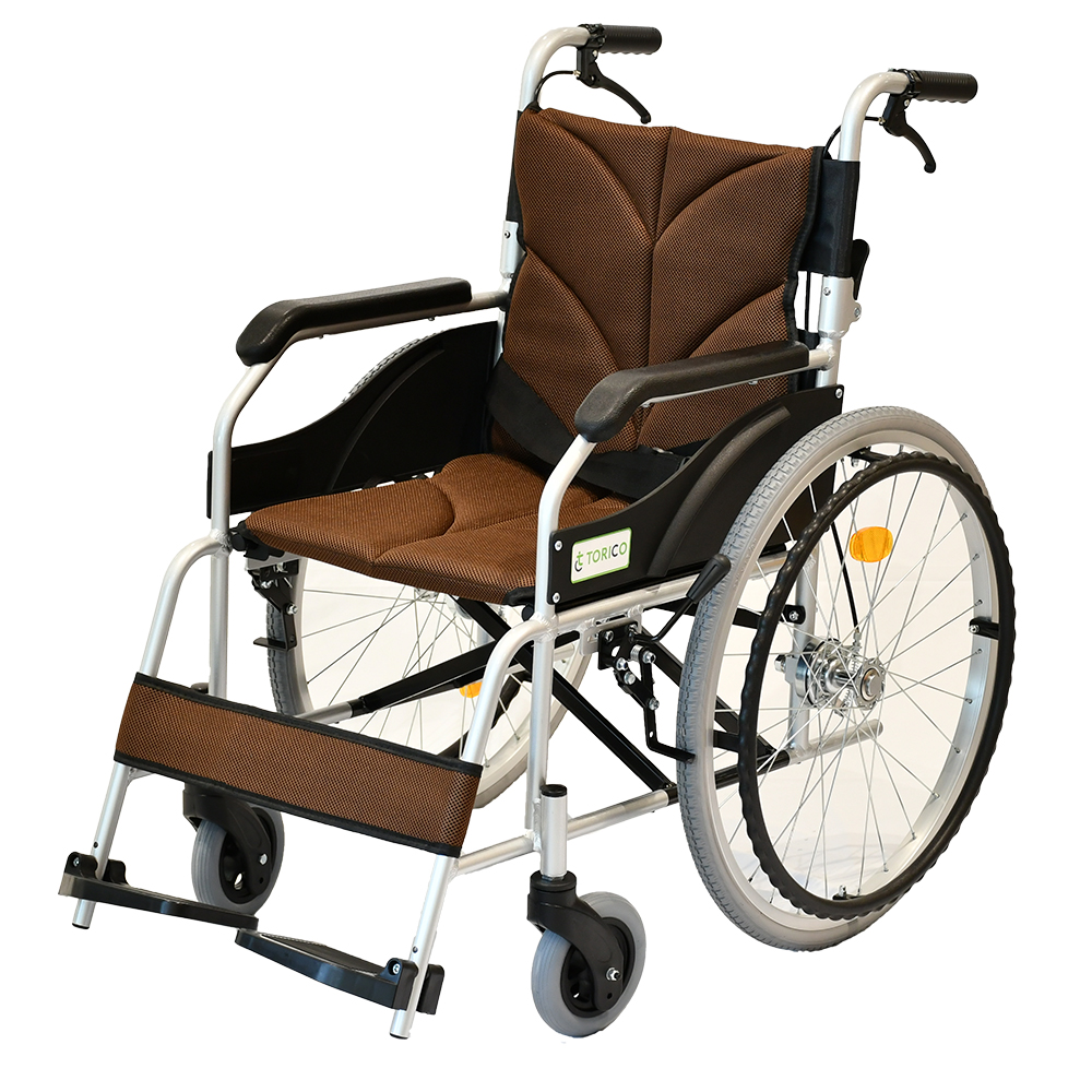 車椅子 軽量 コンパクト 折りたたみ ノーパンクタイヤ 自走式 アルミ製