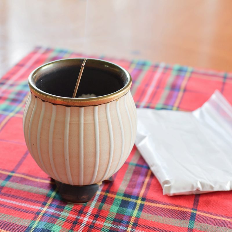 縞香炉 金彩 吉野瞬 作品 香炉 磁器 壺型 ツボ 灰入れ 灰壺 線香立て