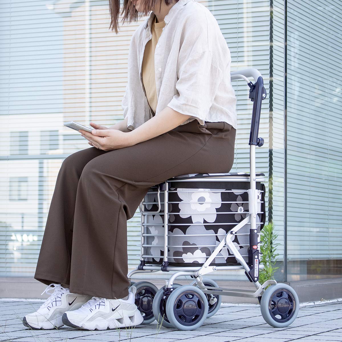 Uber（ユーバ） ショッピングカート ワイヤーカート スワレル バッグ