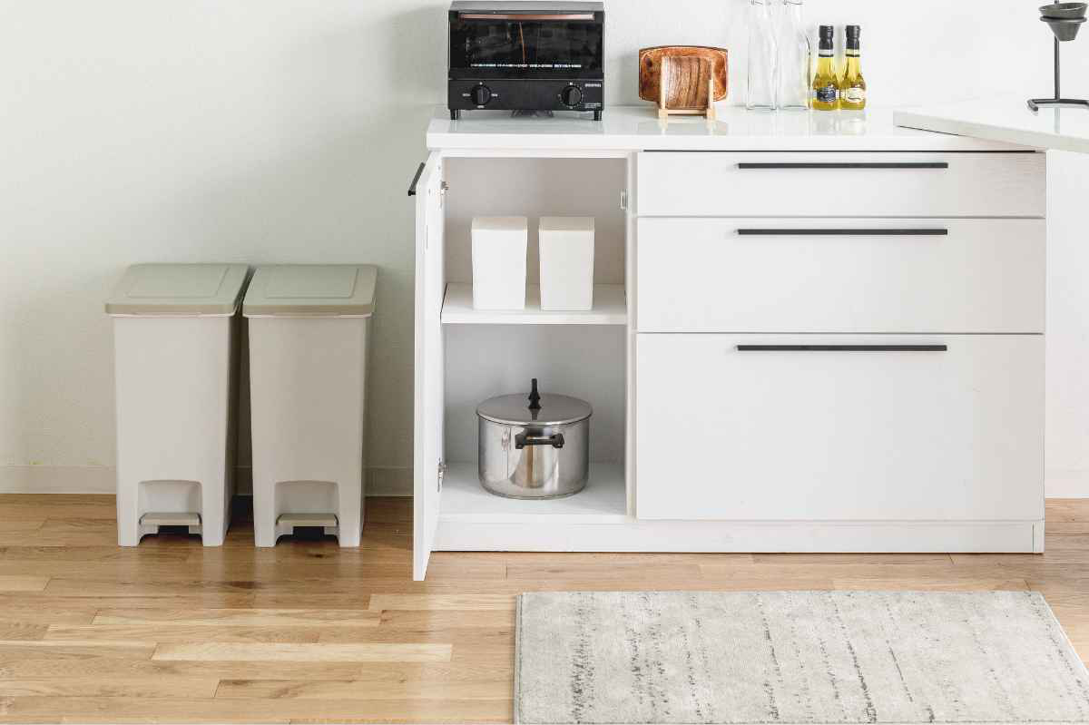 キッチンカウンター 伸縮式 光沢天板 幅136-207cm （ キッチン収納