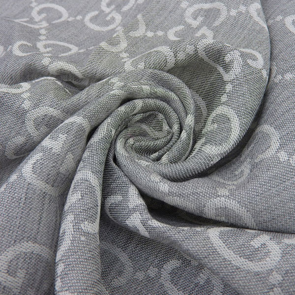 GUCCI（グッチ） マフラー ストール レディース ライトグレー GG 冬