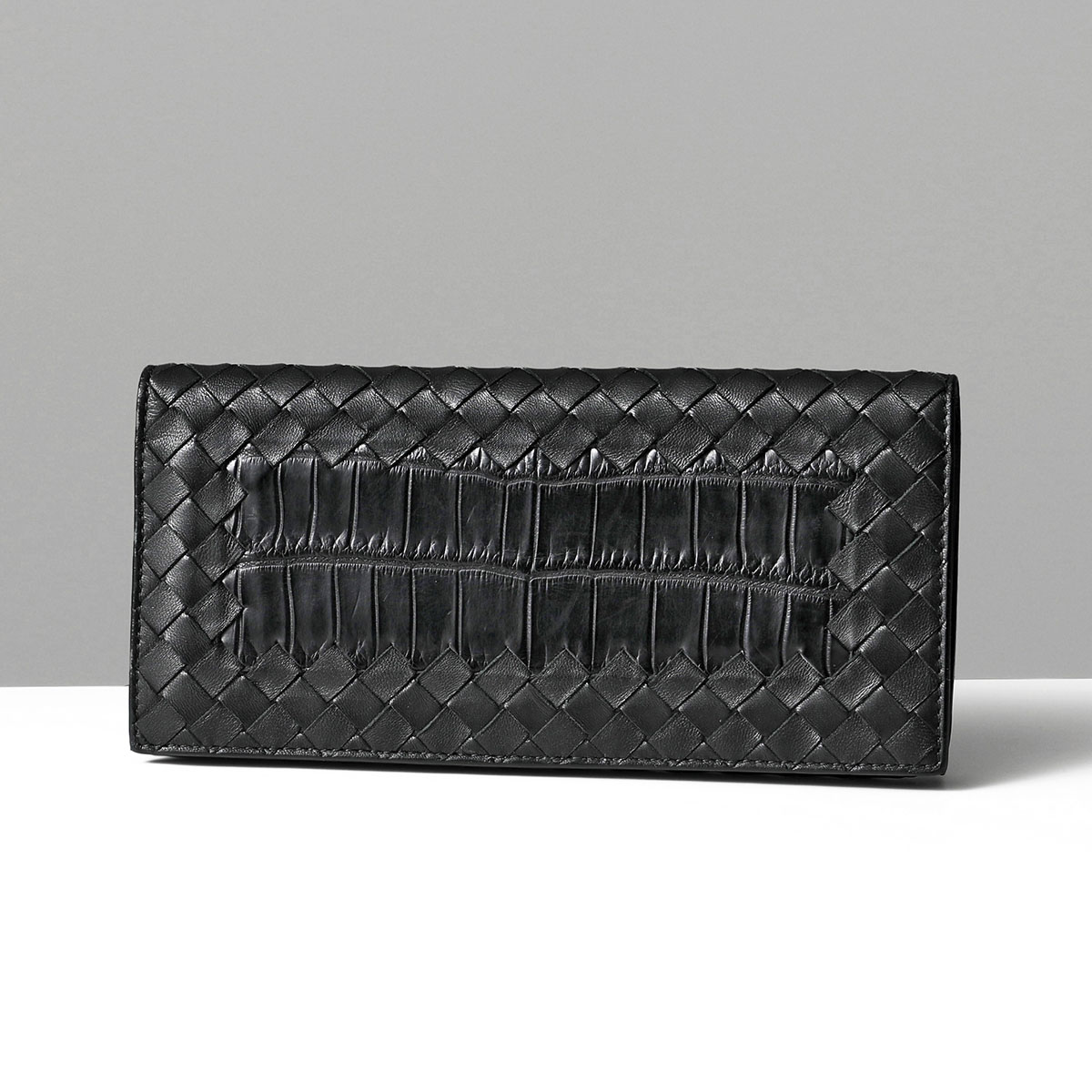 BOTTEGA VENETA（ボッテガ・ヴェネタ） 二つ折り長財布 120697 VO0A5