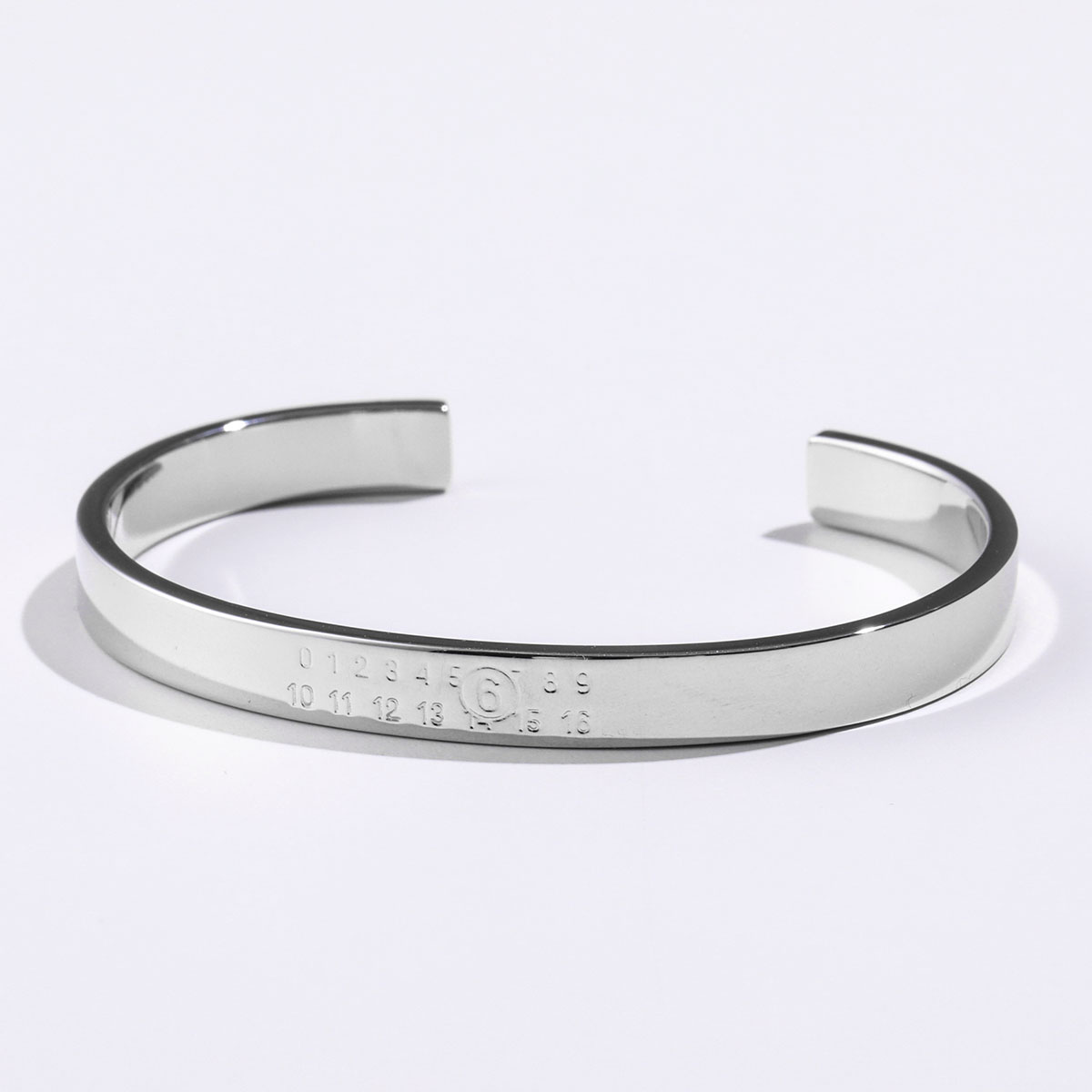 MM6 エムエムシックス メゾンマルジェラ バングル SM6UY0068 P6469