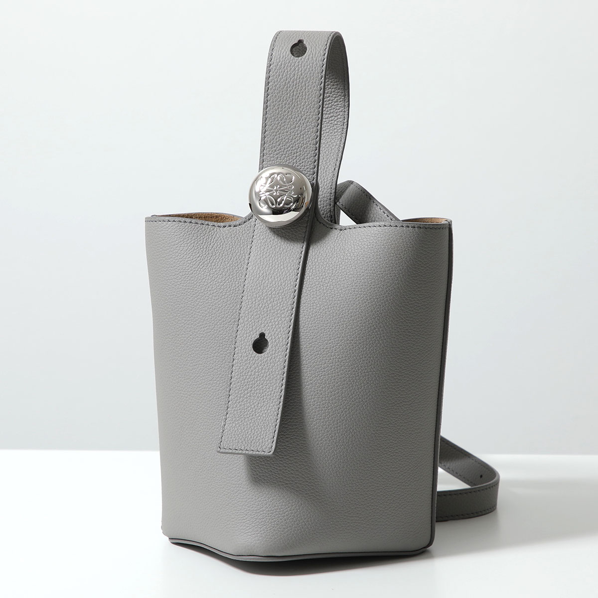 LOEWE（ロエベ） ハンドバッグ PEBBLE BUCKET MINI ペブル バケット