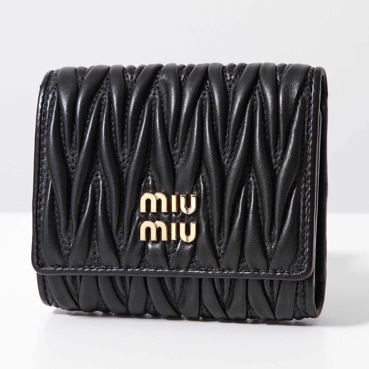miu miu（ミュウミュウ） 三つ折り財布 MATELASSE マテラッセ 5MH033