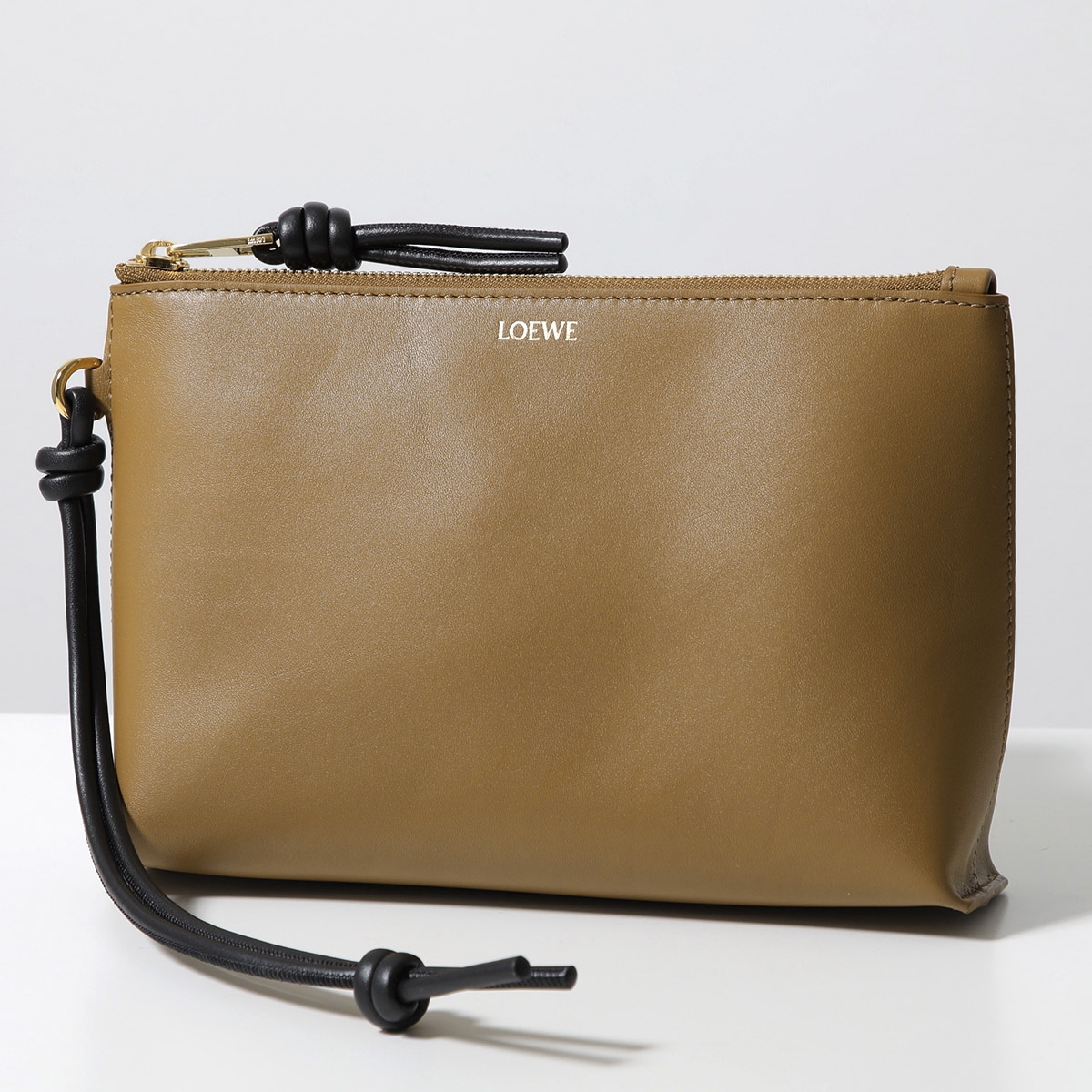 LOEWE（ロエベ） クラッチバッグ KNOT T POUCH ノット Tポーチ