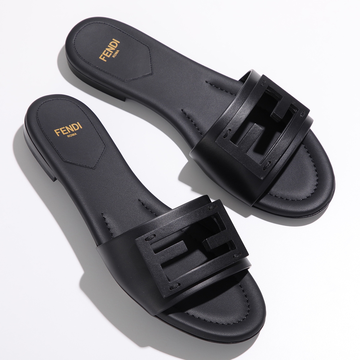 FENDI（フェンディ） サンダル BAGUETTE バゲット レザー スライド