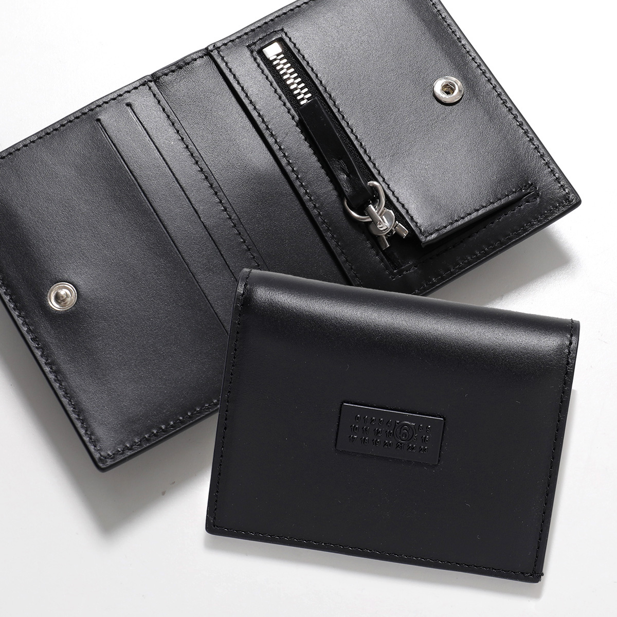 MM6 エムエムシックス メゾンマルジェラ 二つ折り財布 SA5UI0015 P8622