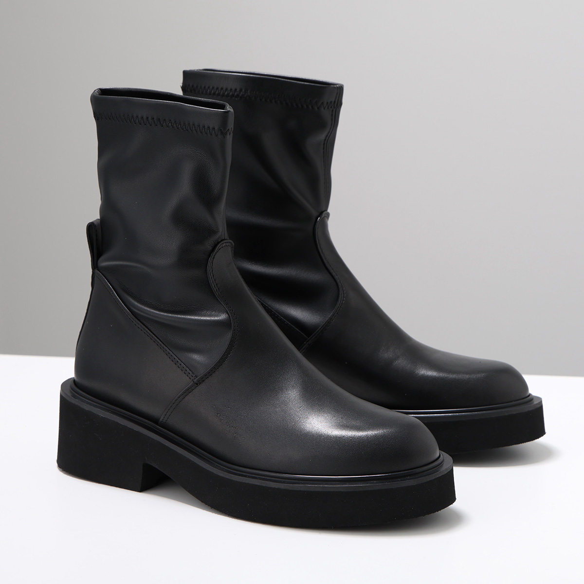 FABIO RUSCONI（ファビオルスコーニ） ショートブーツ MQN2606