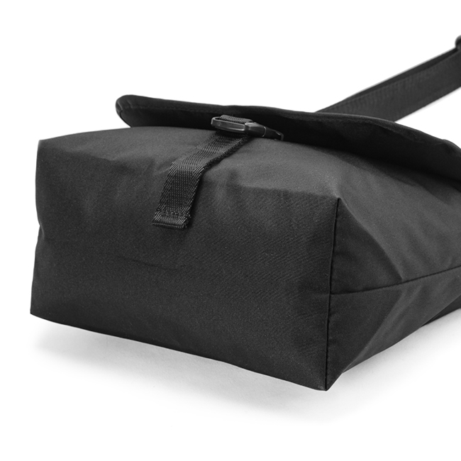 マンハッタンポーテージ ブラックレーベル コーデュラ305P