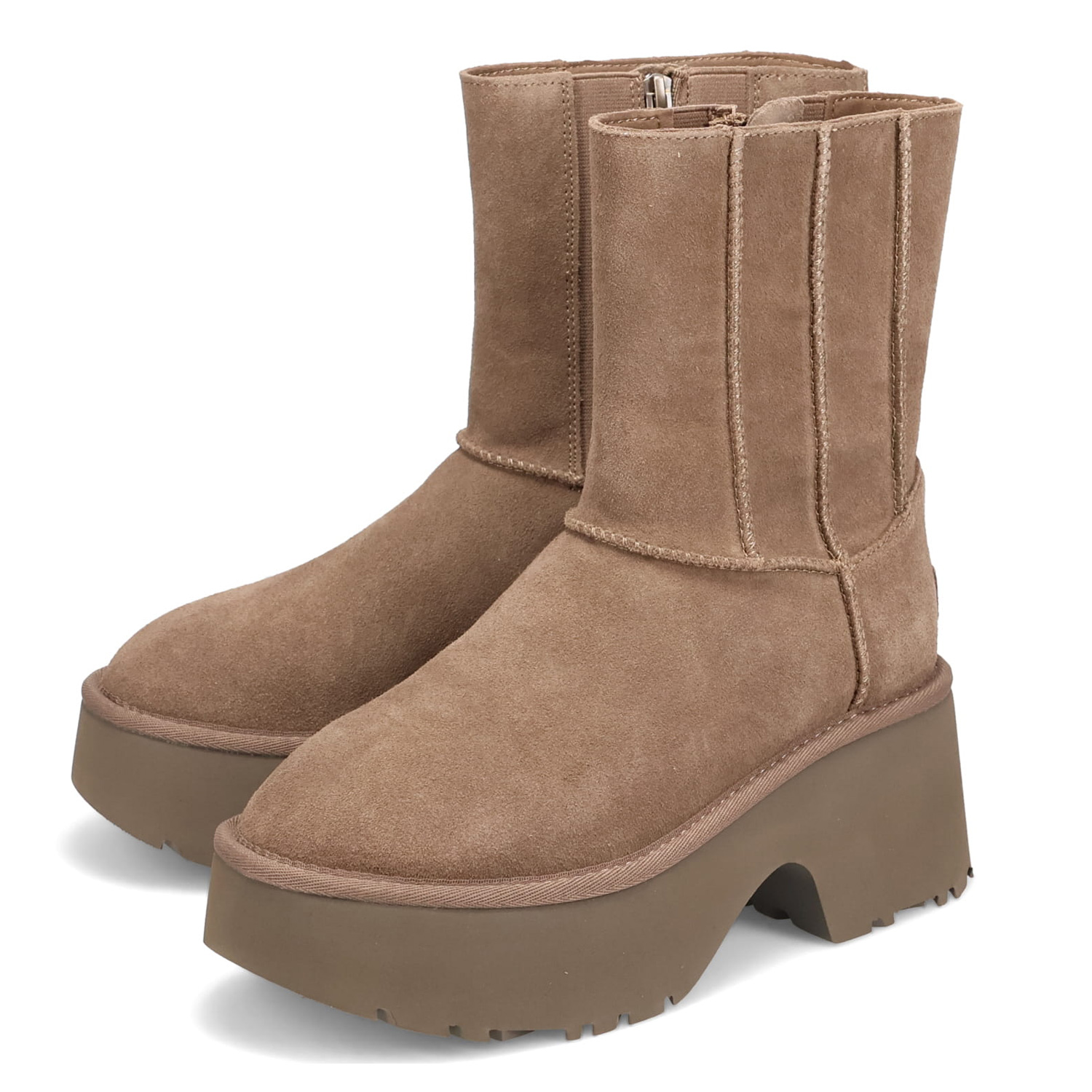 UGG（アグ） ショートブーツ クラシック ツイン シーム ニュー ハイツ