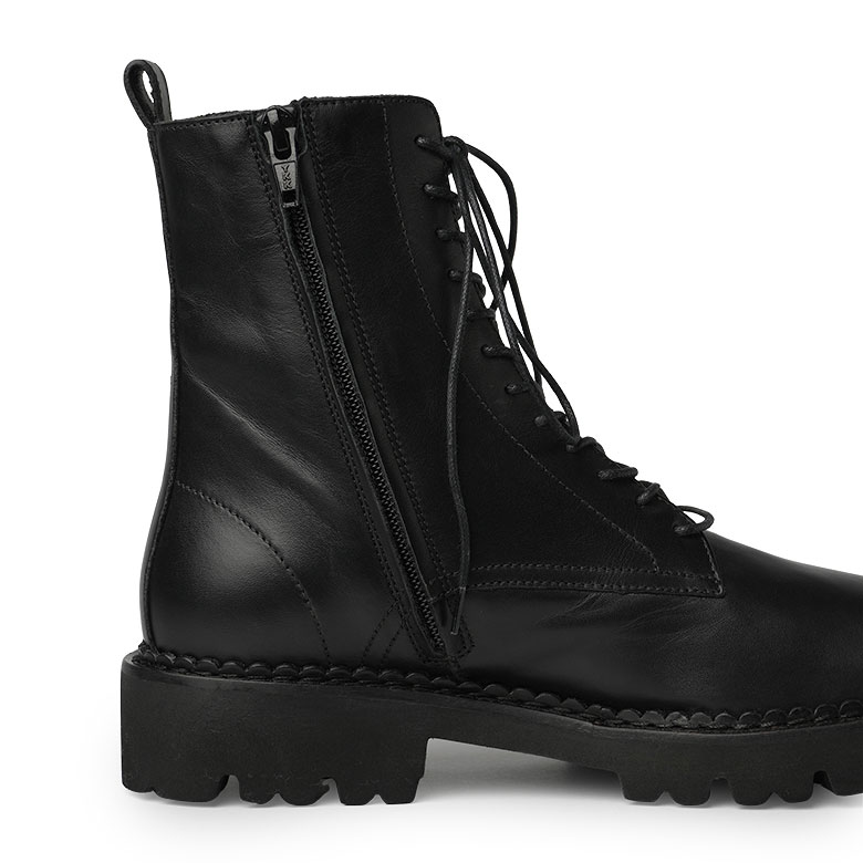 FABIO RUSCONI（ファビオルスコーニ） ショートブーツレースアップ