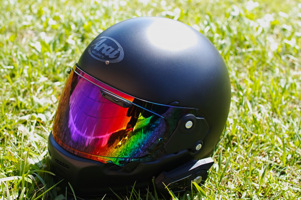 シンプルでかっこいいヘルメット。Arai「RAPIDE NEO」を使ってみた