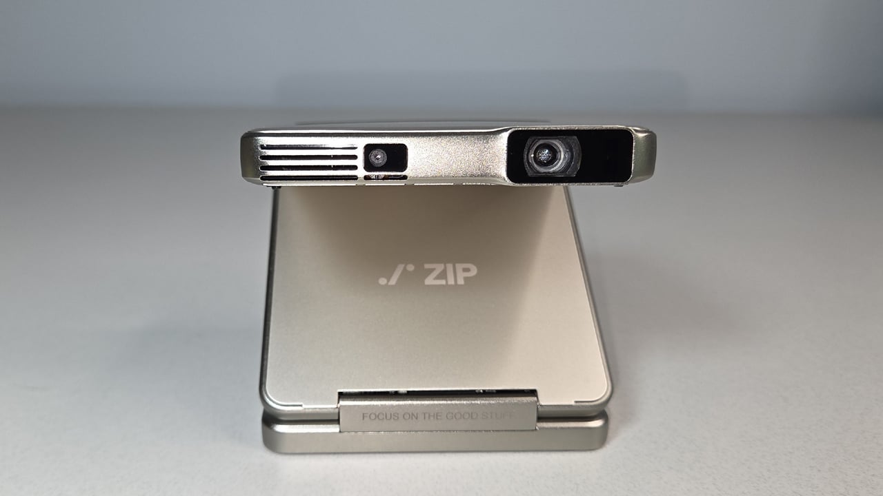 Aurzen ZIP Tri-Fold Portable Pocket Projector - Review 2025